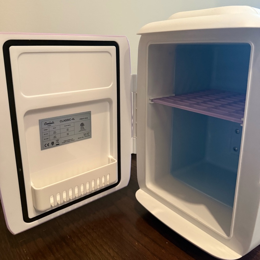 White and Purple Mini skincare Fridge